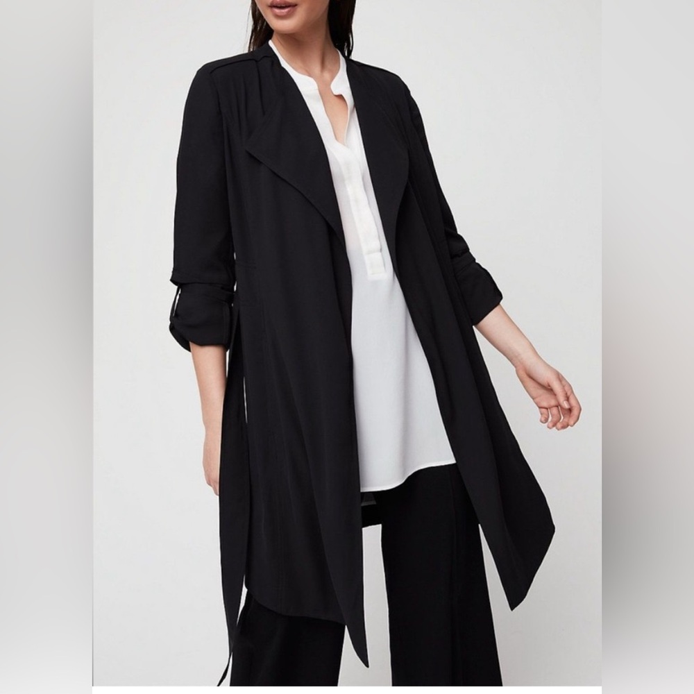 Aritzia Babaton flowy black trench, size small